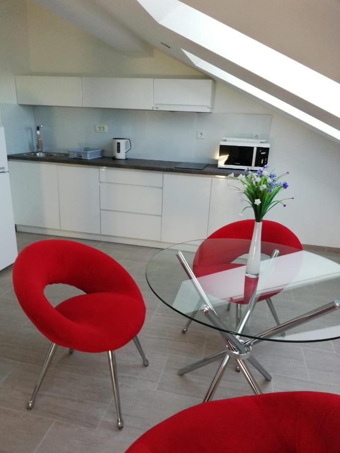 Deluxe Apartmán Jasenice (Zadar)