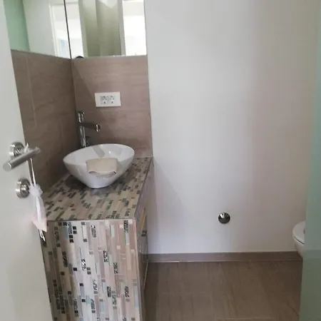 Apartmani Deluxe Jasenice  Exterior photo